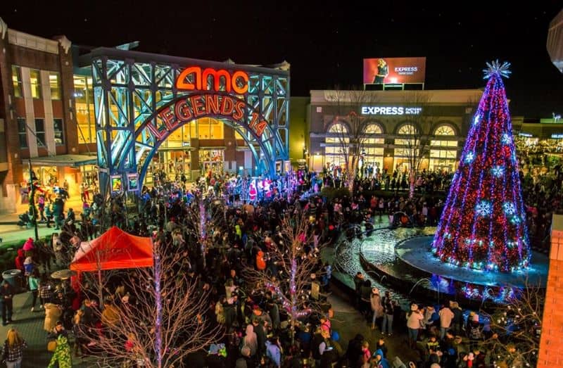 Holiday lighting ceremonies in Kansas City - Legends Outlet Center with Christmas lights