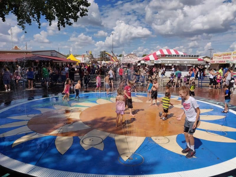 Kansas City Fall Festivals - kids playing in fountain at Kansas City State Fair