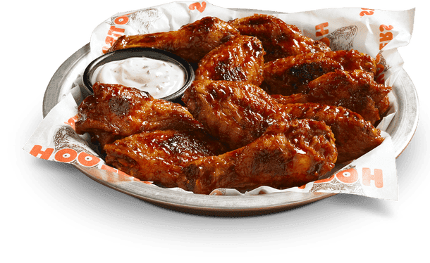 Plate of Hooter's chicken wings