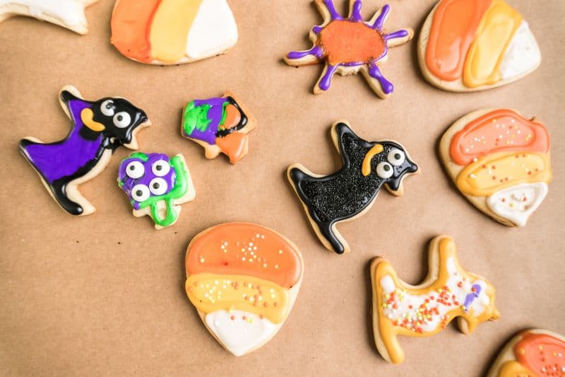 Kansas City Halloween Fun for Kids - cookie decorating
