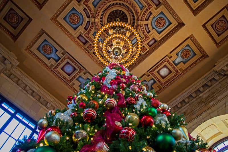 Christmas Tree in Union Station Kansas City