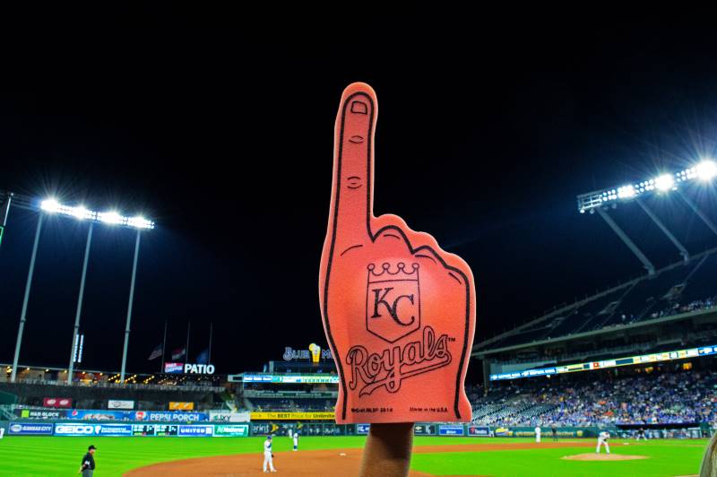 Kansas City Royals Ticket discounts - KC Royals foam finger