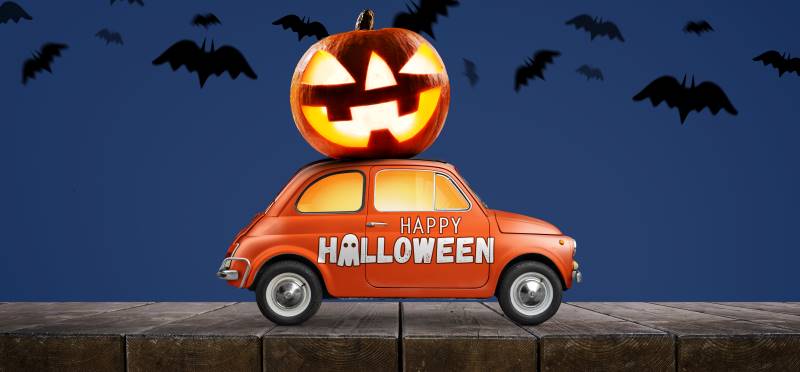 trick or treating in Kansas City - car with jack o lantern on top