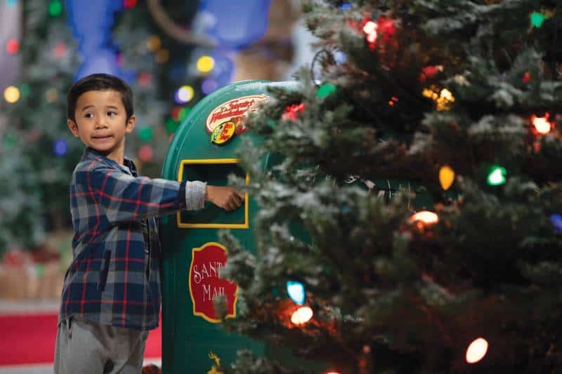 Santa's Wonderland: Bass Pro Olathe - KC Parent Magazine